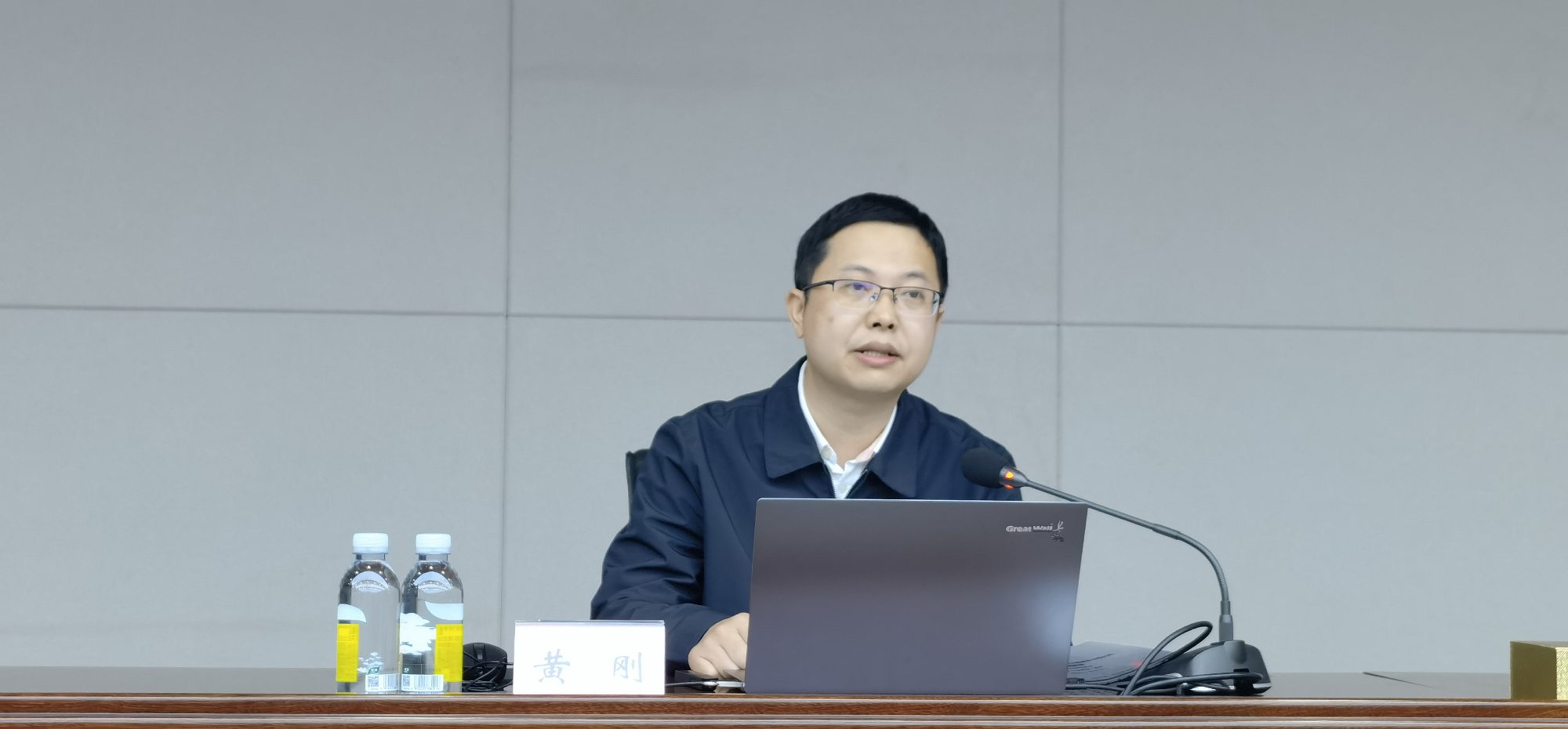 1144919025_副本.jpg