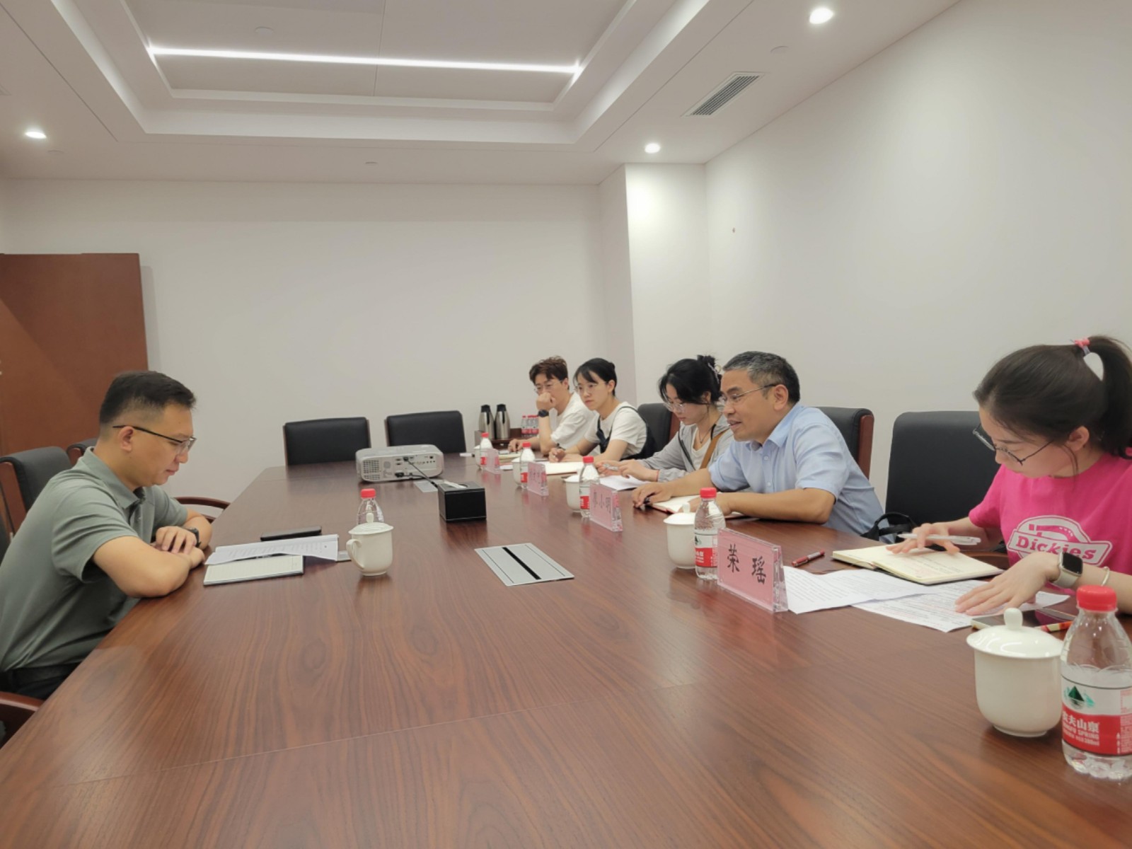 1_1_1_马克思主义学院师生再赴天府新区进行课题调研.jpg