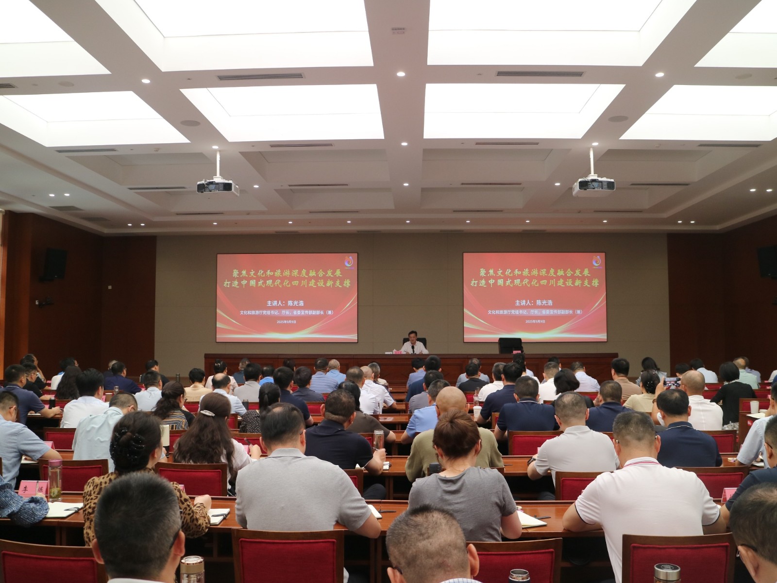 0e9cf2cc1efa5711c605d409c12a53d9_副本.jpg