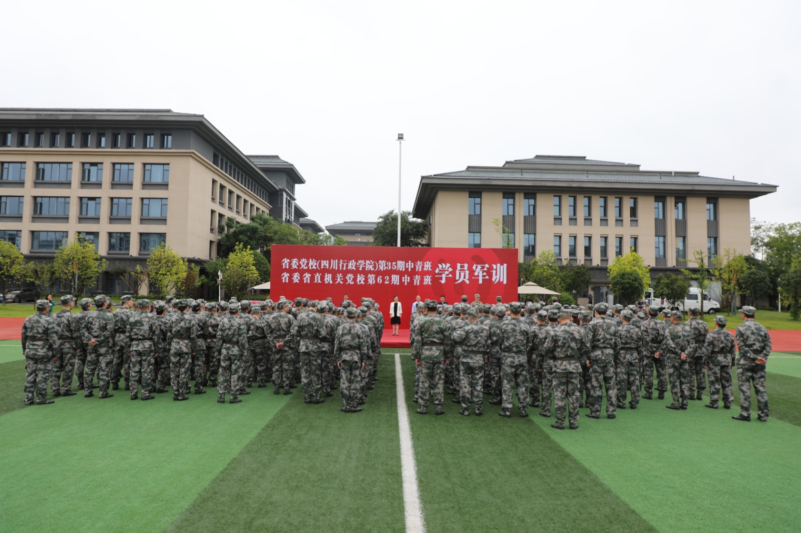 1758610780414.jpg d8216049cceef01a57a695dc66c259c.jpg